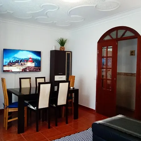 Inviting 2-bed In