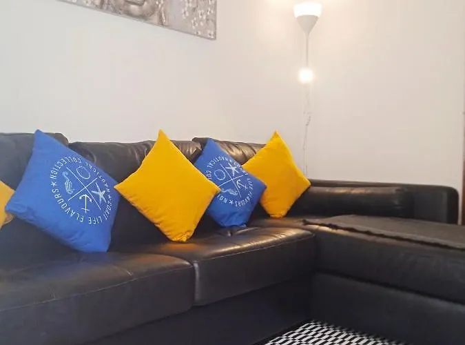 Inviting 2-bed In 나자레