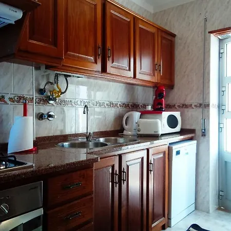 Inviting 2-bed In Nazaré