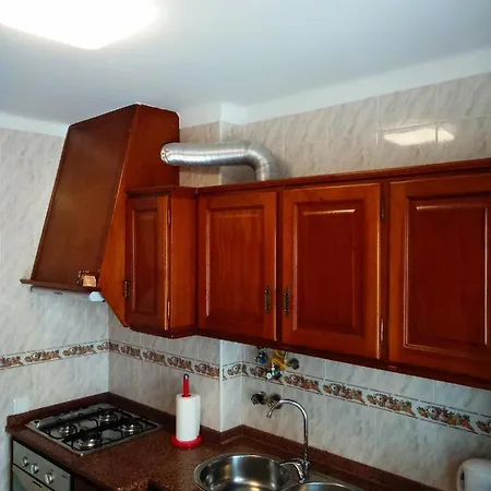 Inviting 2-bed In Apartamento *