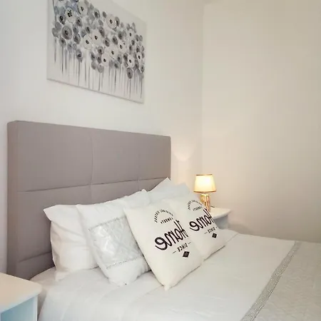 Inviting 2-bed In Nazaré